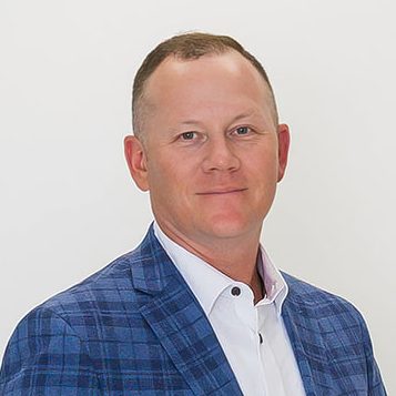 A headshot of Joe Williams.